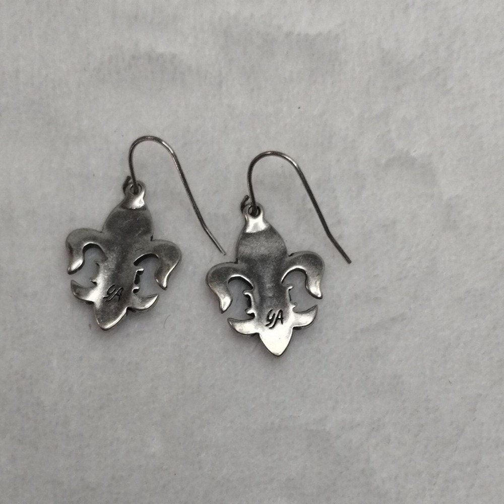 Grace Adele Red Enamel Fleur De Lis Dangle Earrings Silver Tone Fishhook Bin 4 - Picture 3 of 4